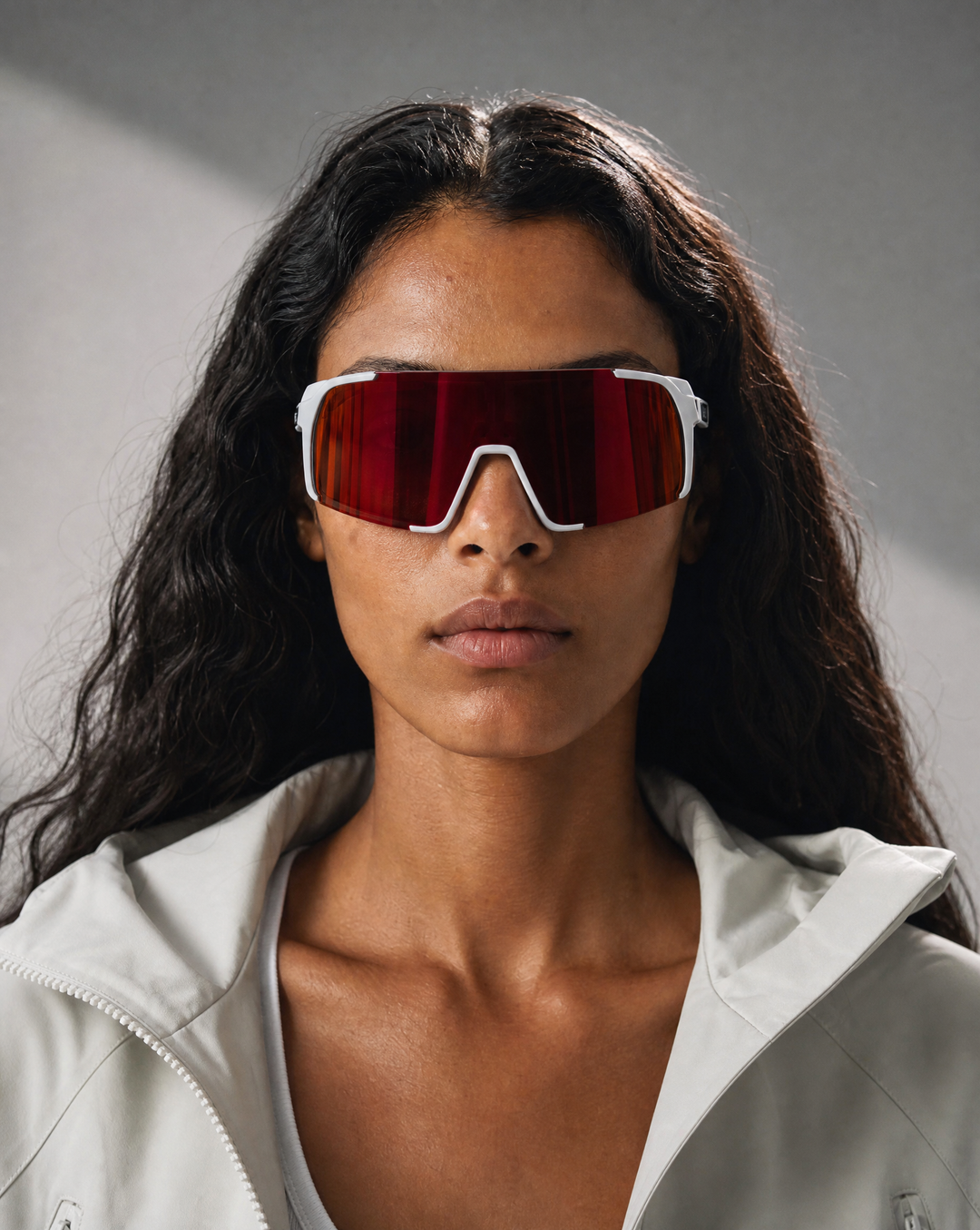 Stelvio White/Red Lens